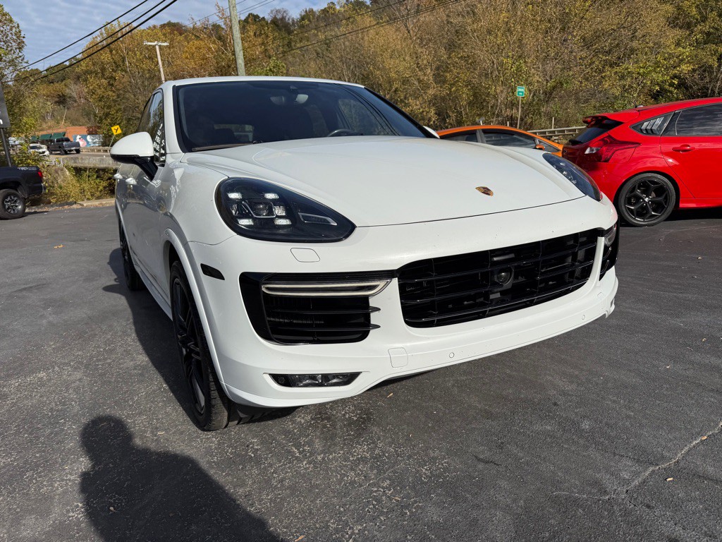 2017 Porsche Cayenne Image 15