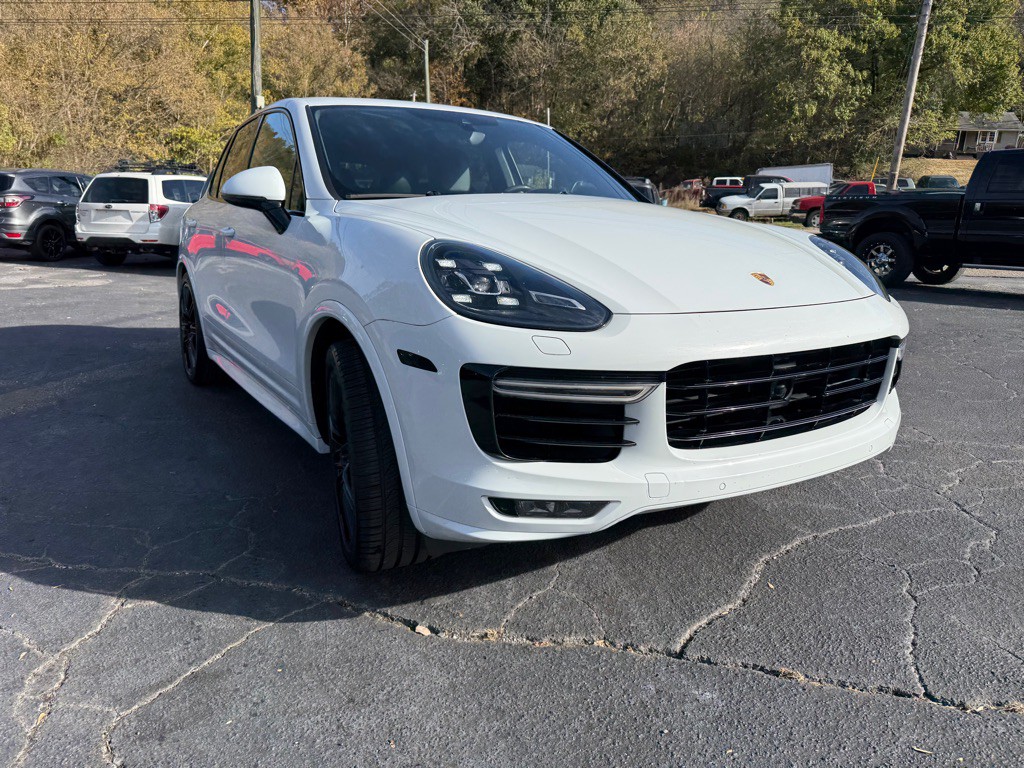 2017 Porsche Cayenne Image 21