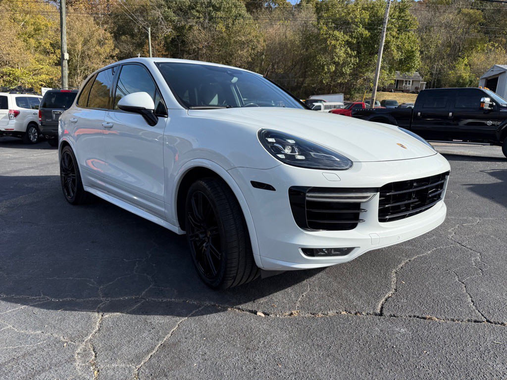 2017 Porsche Cayenne Image 22