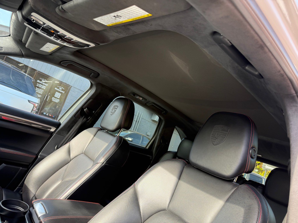 2017 Porsche Cayenne Image 71