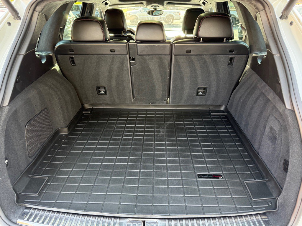 2017 Porsche Cayenne Image 85