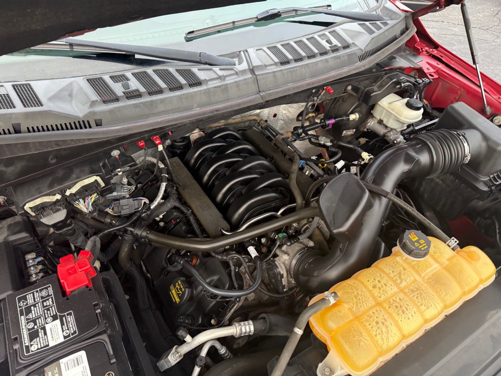 2015 Ford F-150 Image 32