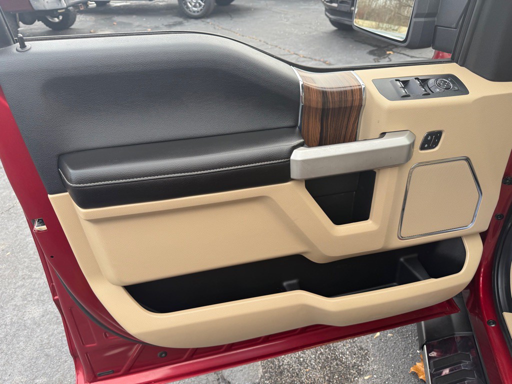 2015 Ford F-150 Image 36