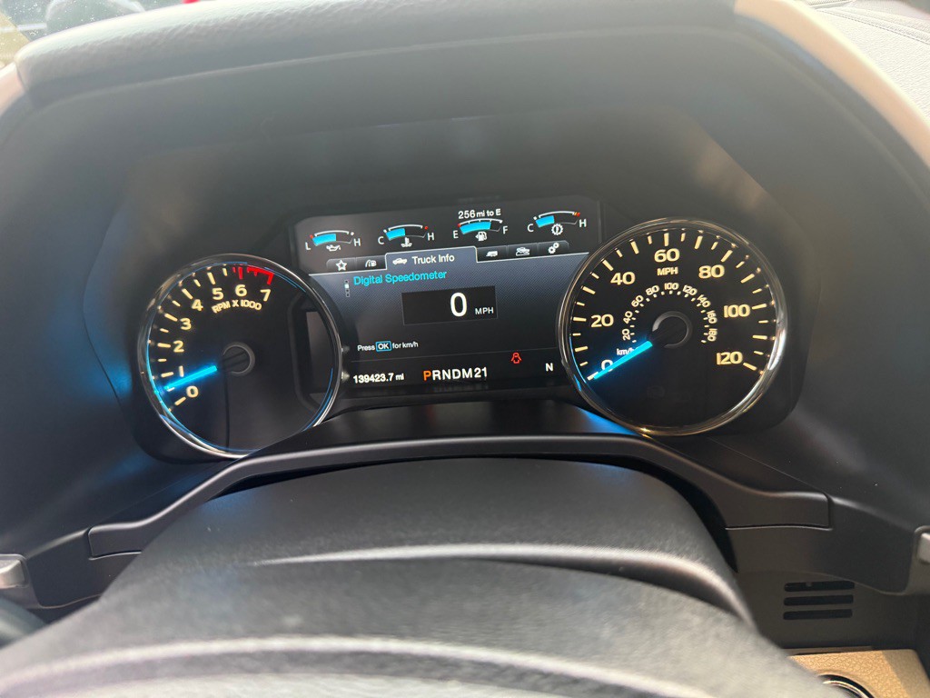 2015 Ford F-150 Image 40