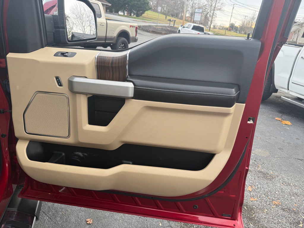 2015 Ford F-150 Image 48