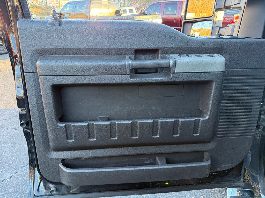 2016 Ford F-350 Image 42