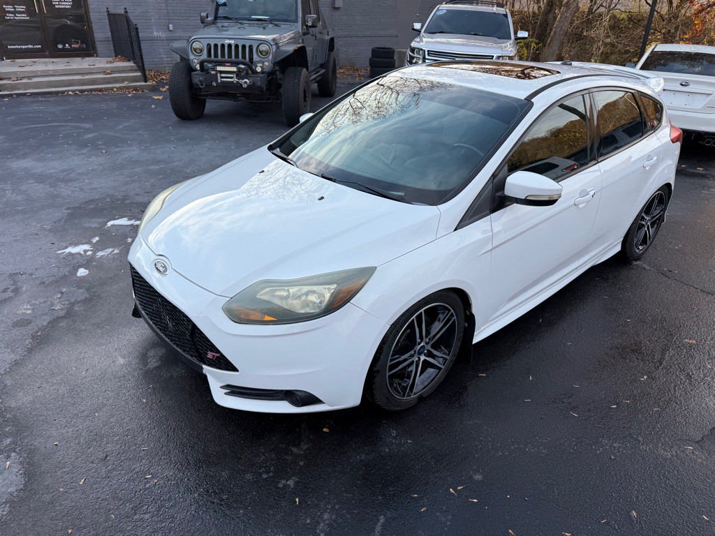 2014 Ford Focus Image 17