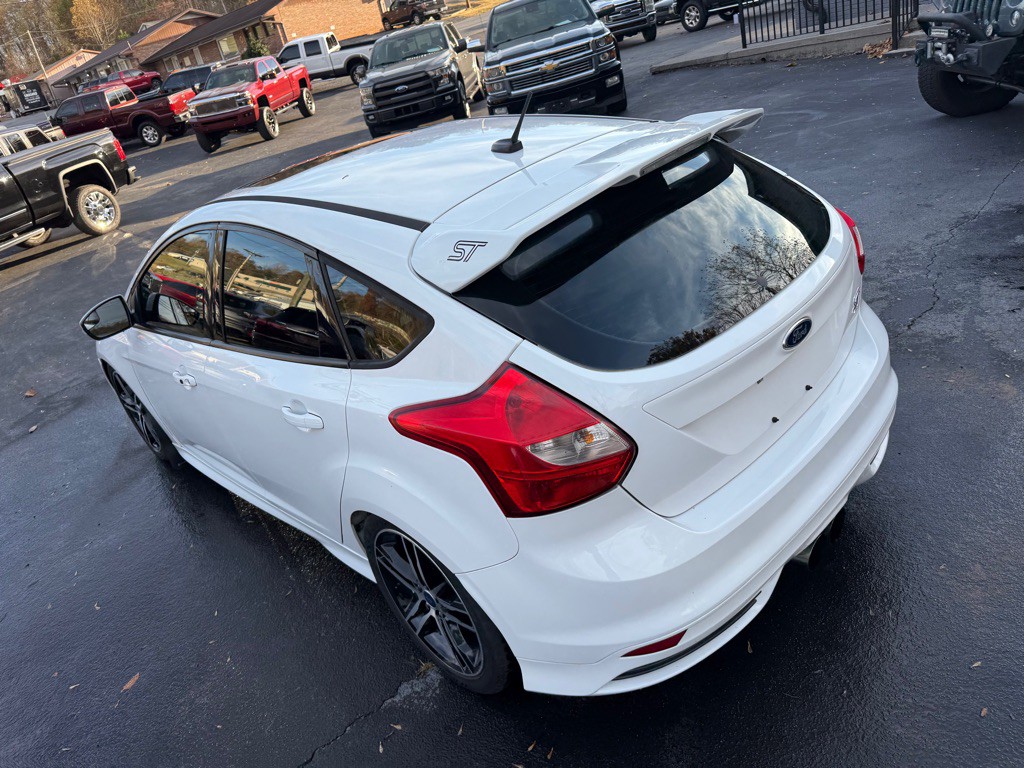 2014 Ford Focus Image 22