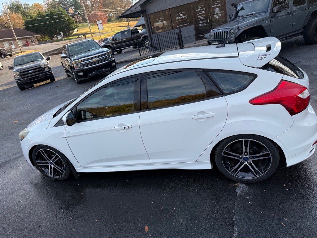 2014 Ford Focus Image 23