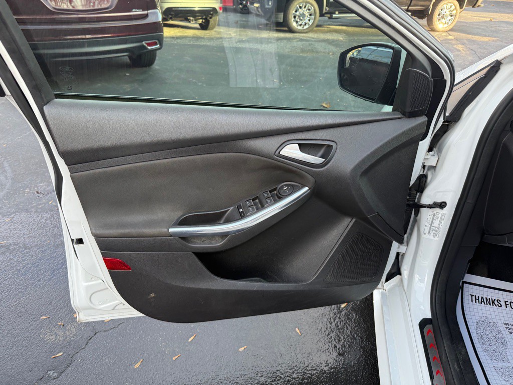 2014 Ford Focus Image 27