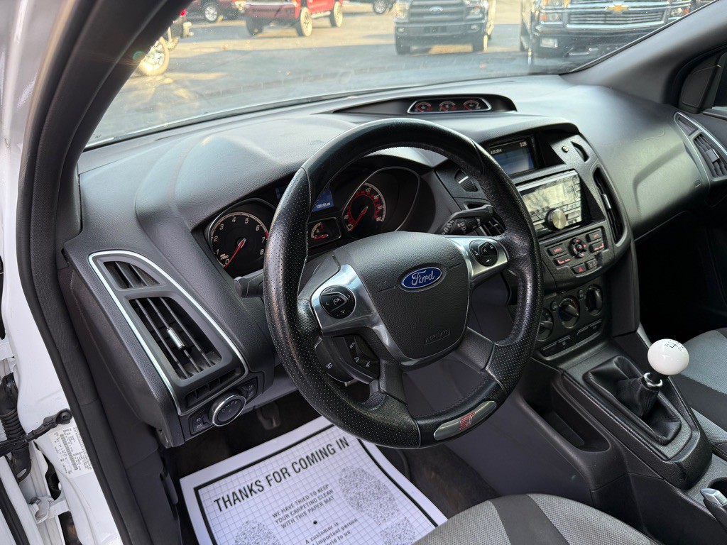 2014 Ford Focus Image 28