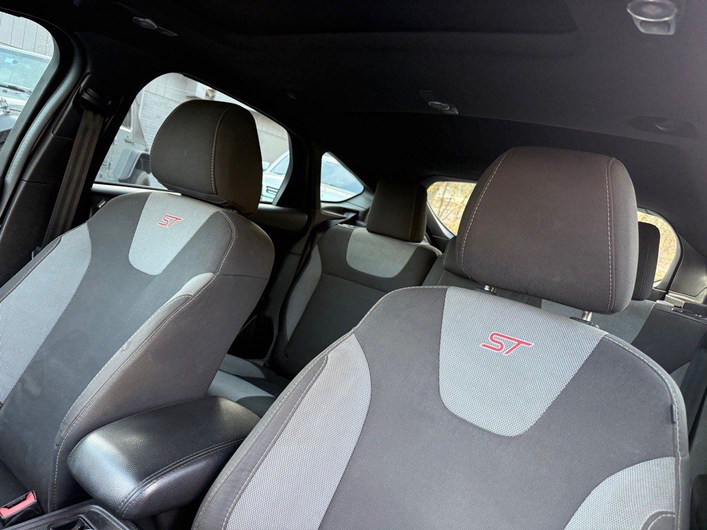 2014 Ford Focus Image 30