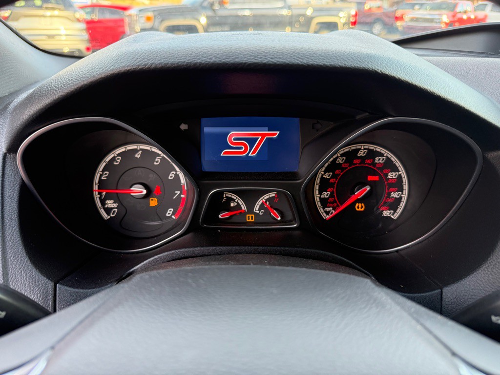 2014 Ford Focus Image 32