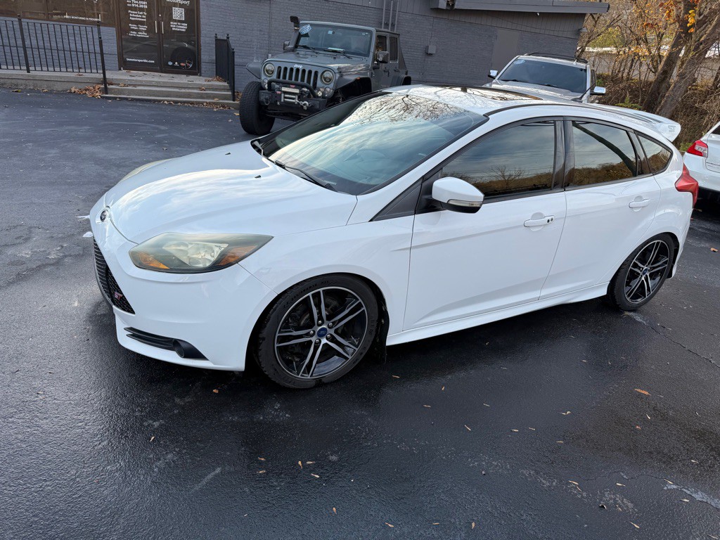 2014 Ford Focus Image 42