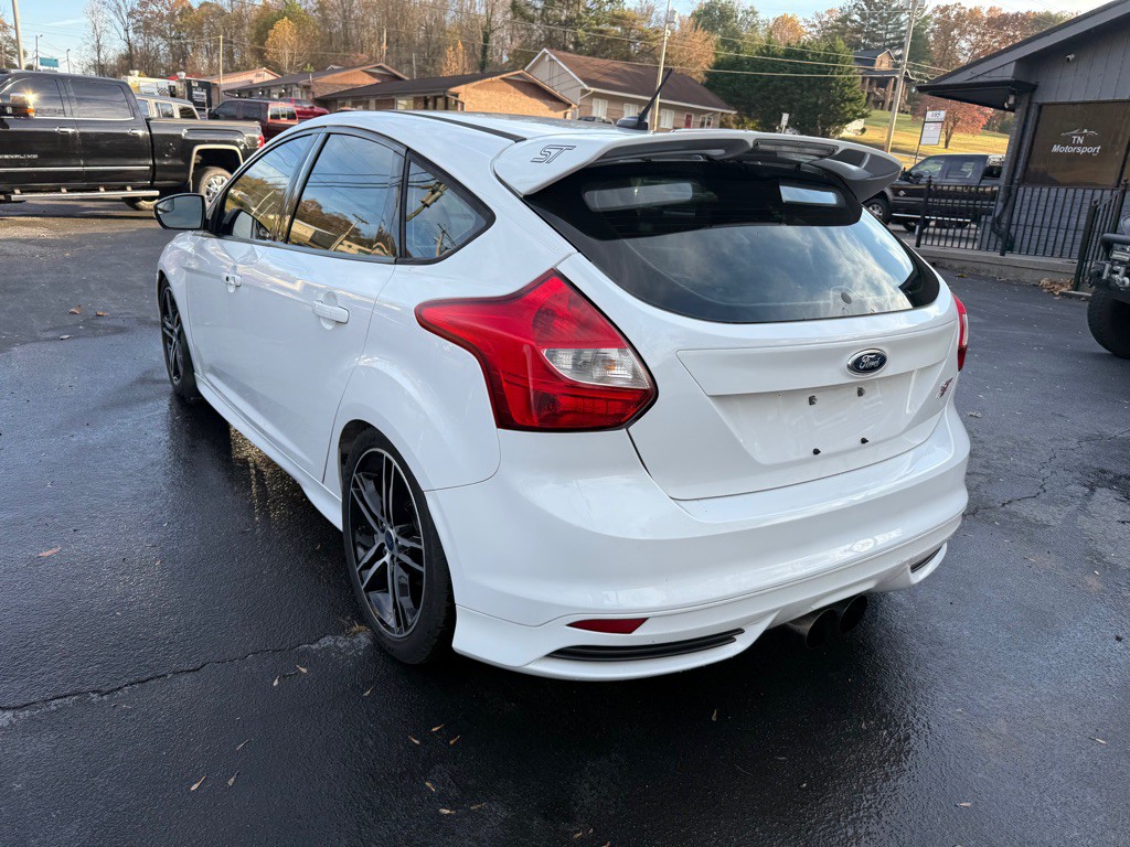 2014 Ford Focus Image 6