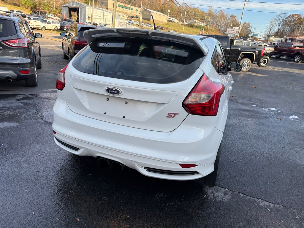 2014 Ford Focus Image 11