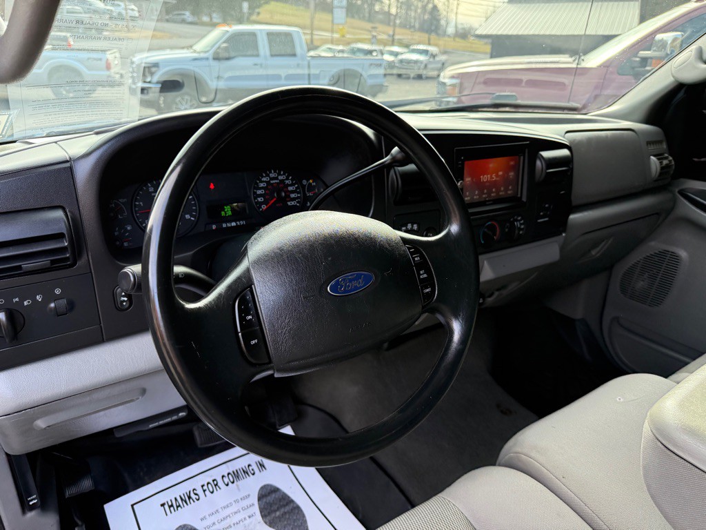2006 Ford F-350 Image 35