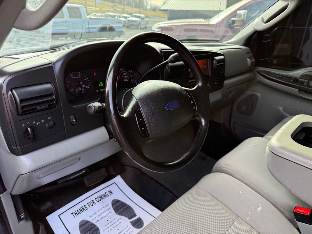 2006 Ford F-350 Image 38