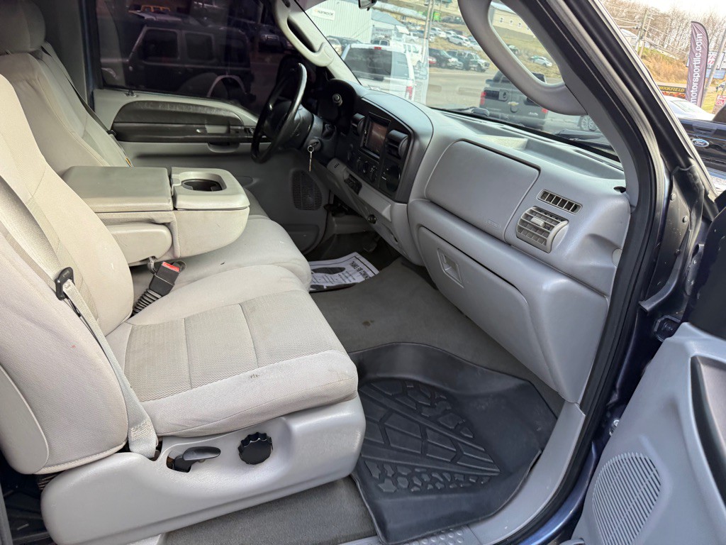 2006 Ford F-350 Image 52