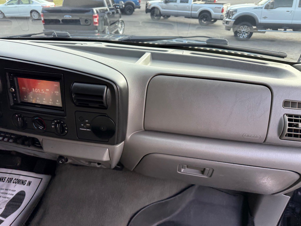 2006 Ford F-350 Image 55
