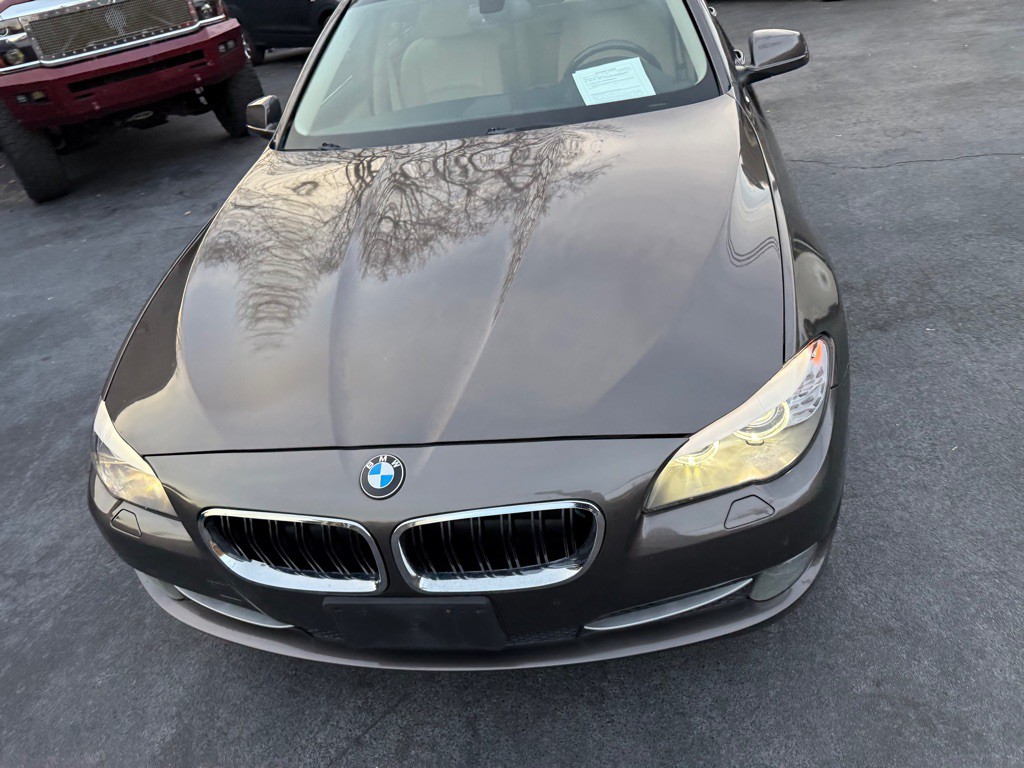 2013 BMW 5 Series Image 30