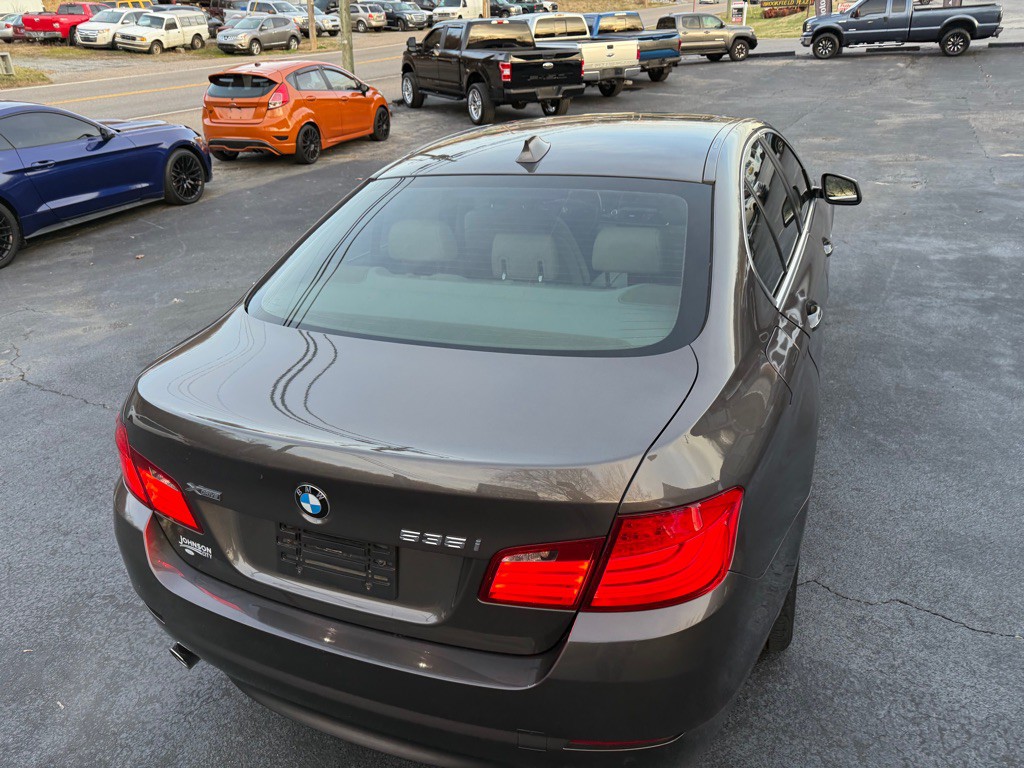 2013 BMW 5 Series Image 36