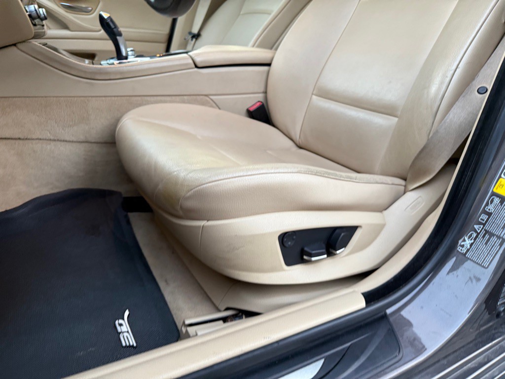 2013 BMW 5 Series Image 47