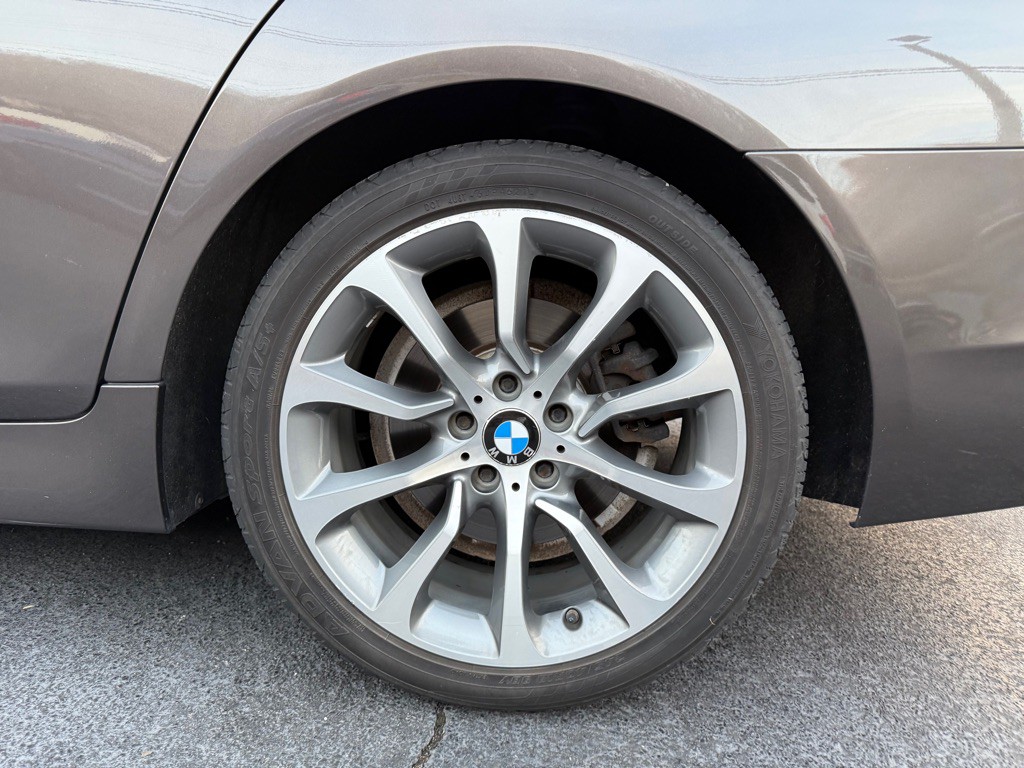 2013 BMW 5 Series Image 96