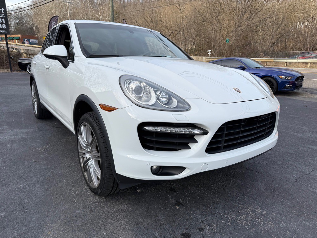 2013 Porsche Cayenne Image 20