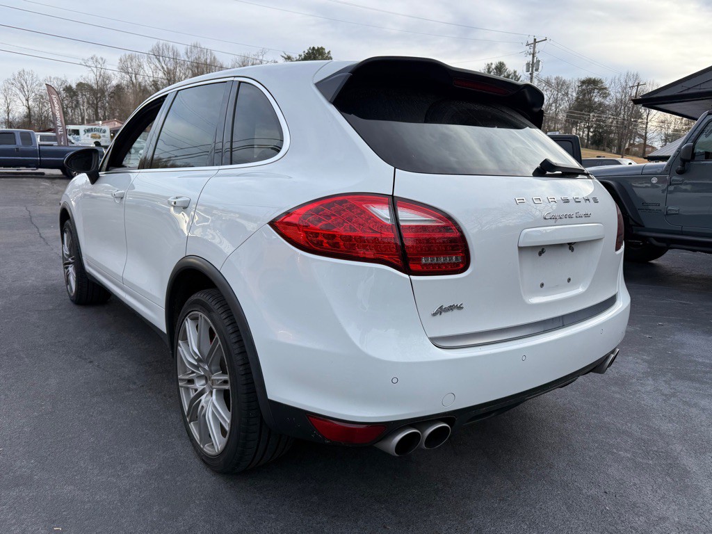 2013 Porsche Cayenne Image 26
