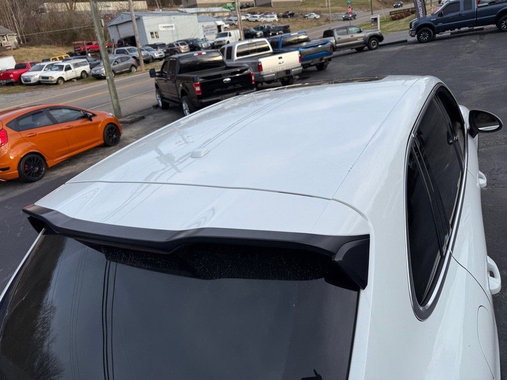 2013 Porsche Cayenne Image 32