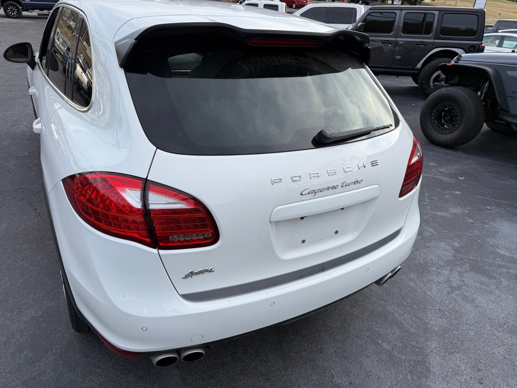 2013 Porsche Cayenne Image 34