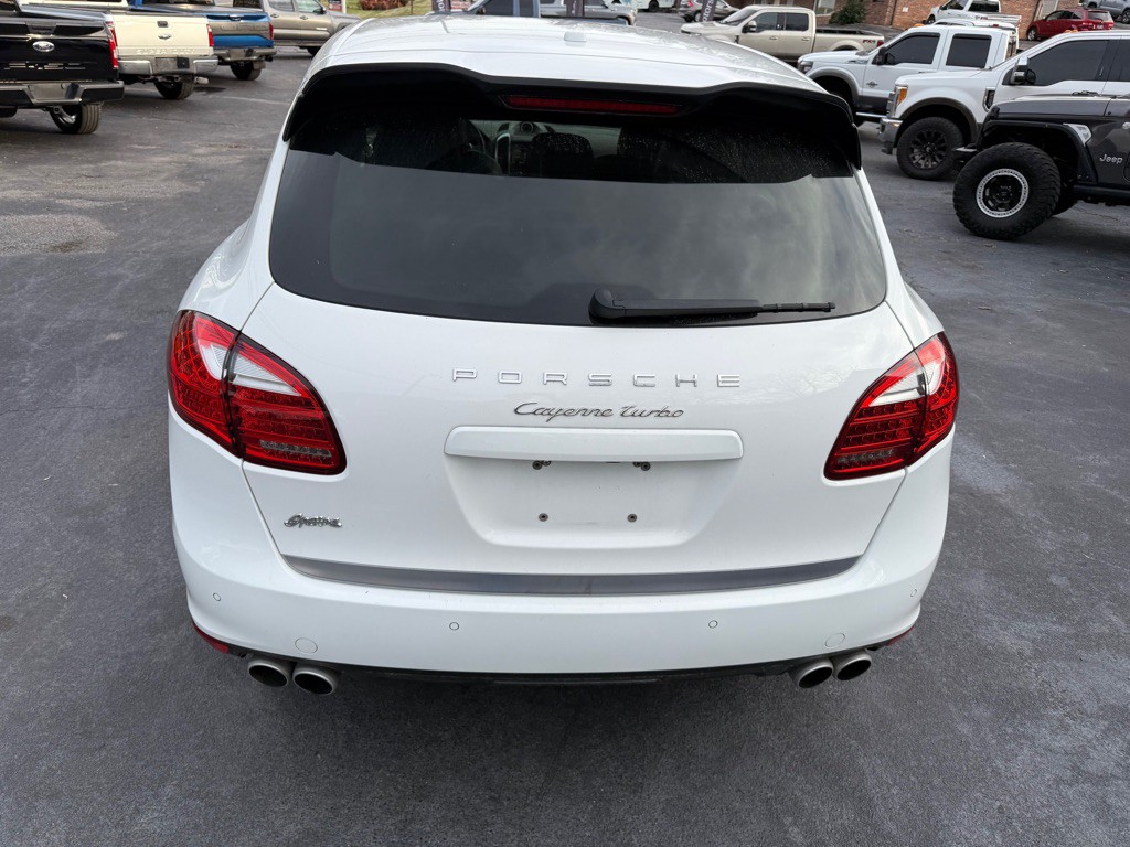 2013 Porsche Cayenne Image 35