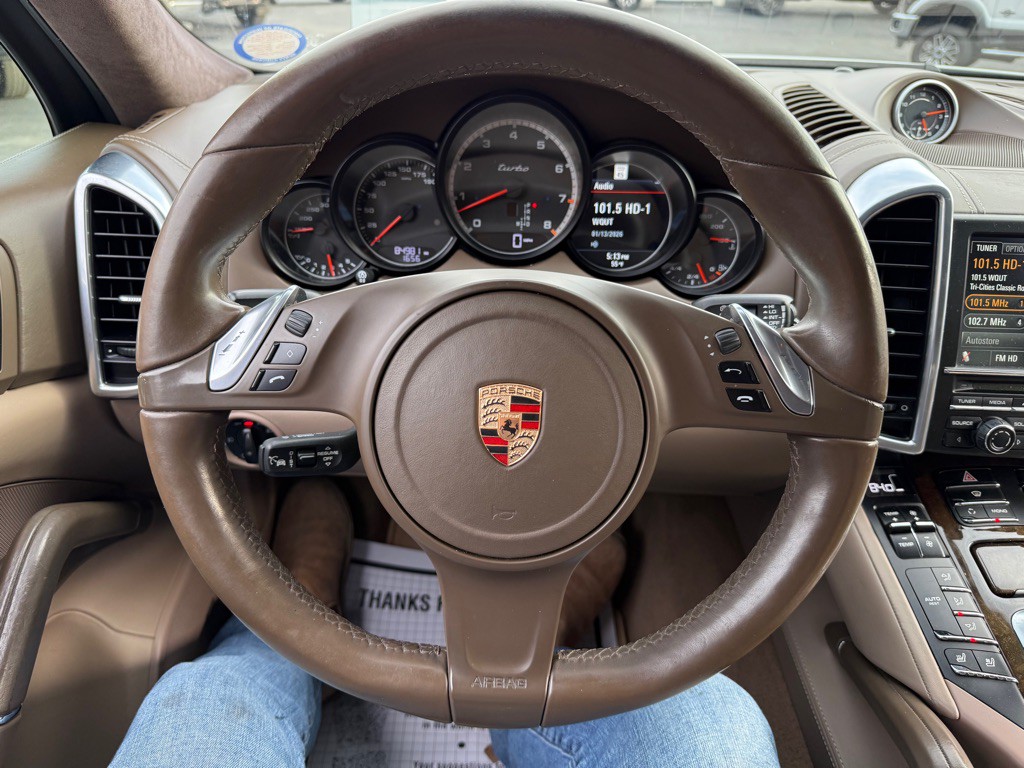 2013 Porsche Cayenne Image 38