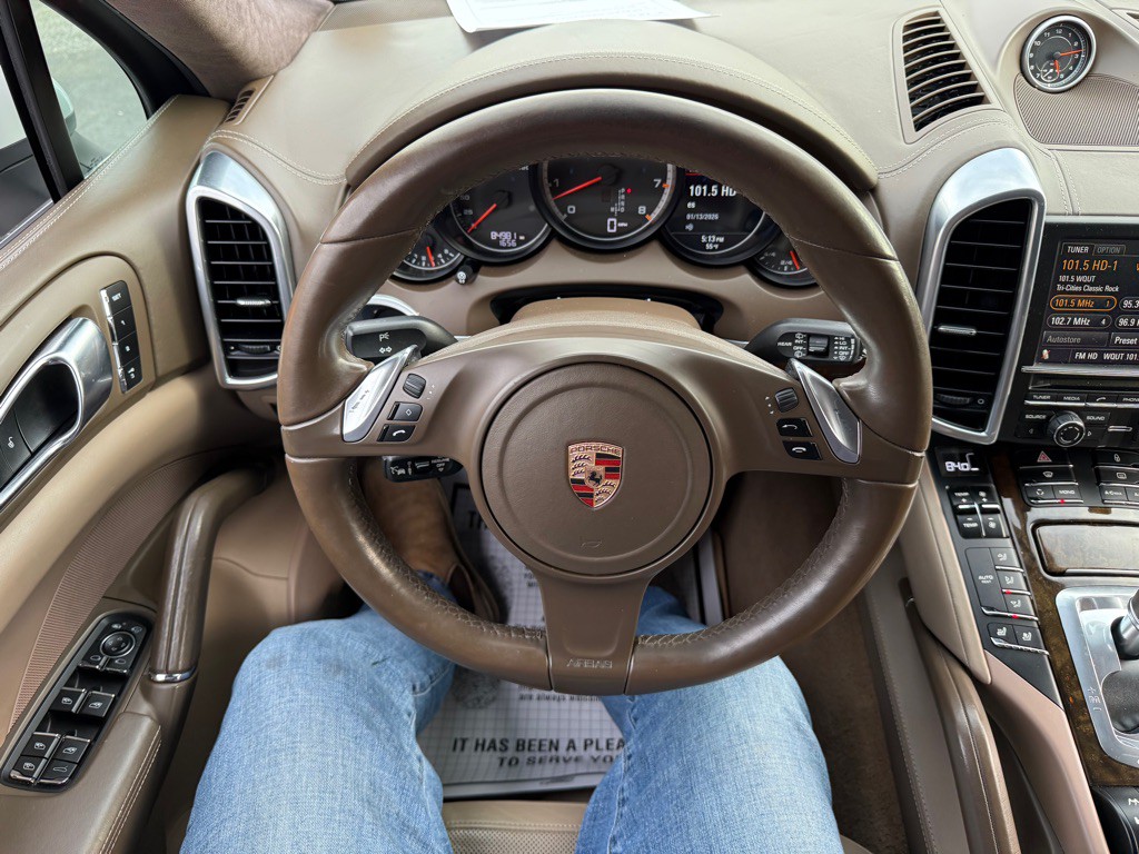 2013 Porsche Cayenne Image 41