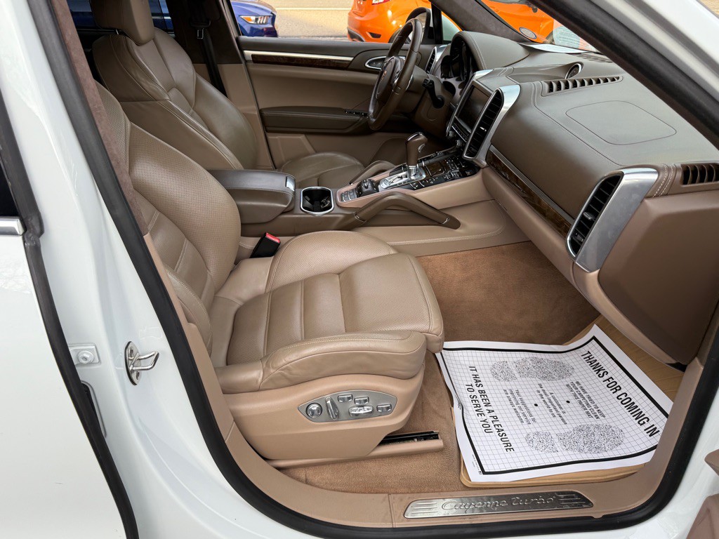 2013 Porsche Cayenne Image 76