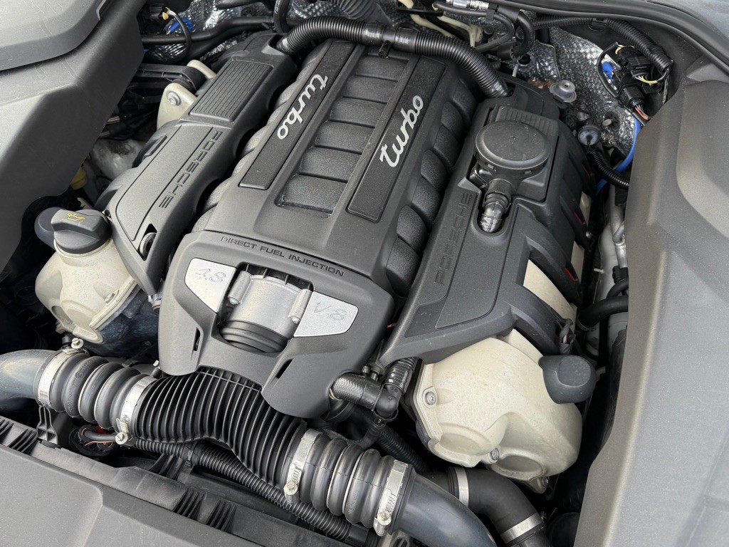 2013 Porsche Cayenne Image 90