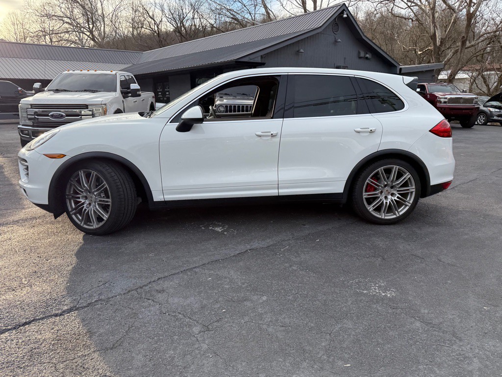 2013 Porsche Cayenne Image 105