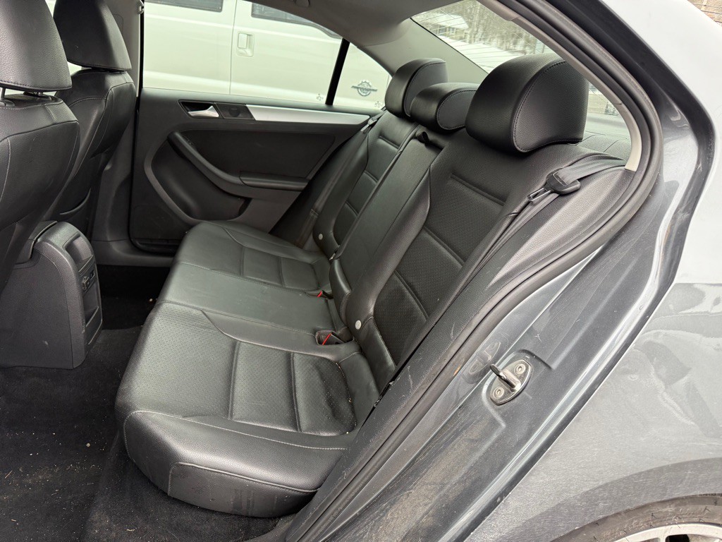 2014 Volkswagen Jetta Image 40