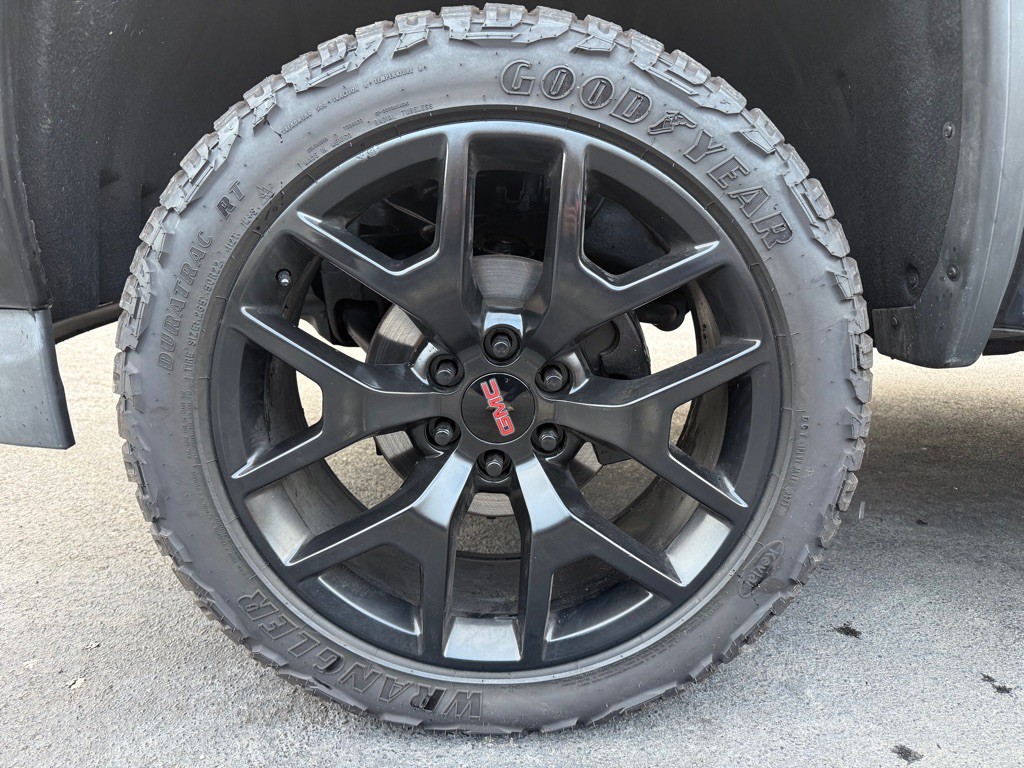 2017 GMC Sierra Image 19