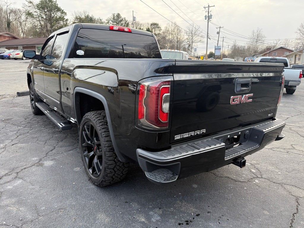 2017 GMC Sierra Image 22