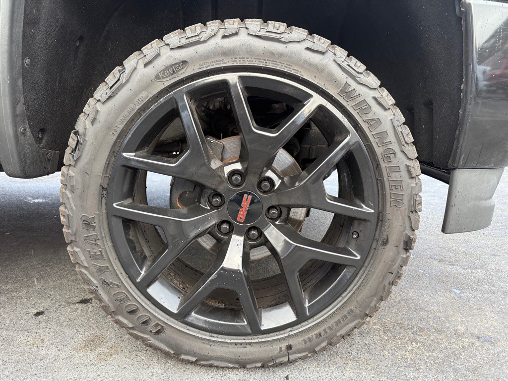 2017 GMC Sierra Image 28