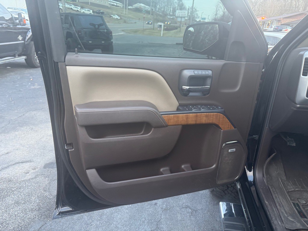 2017 GMC Sierra Image 42