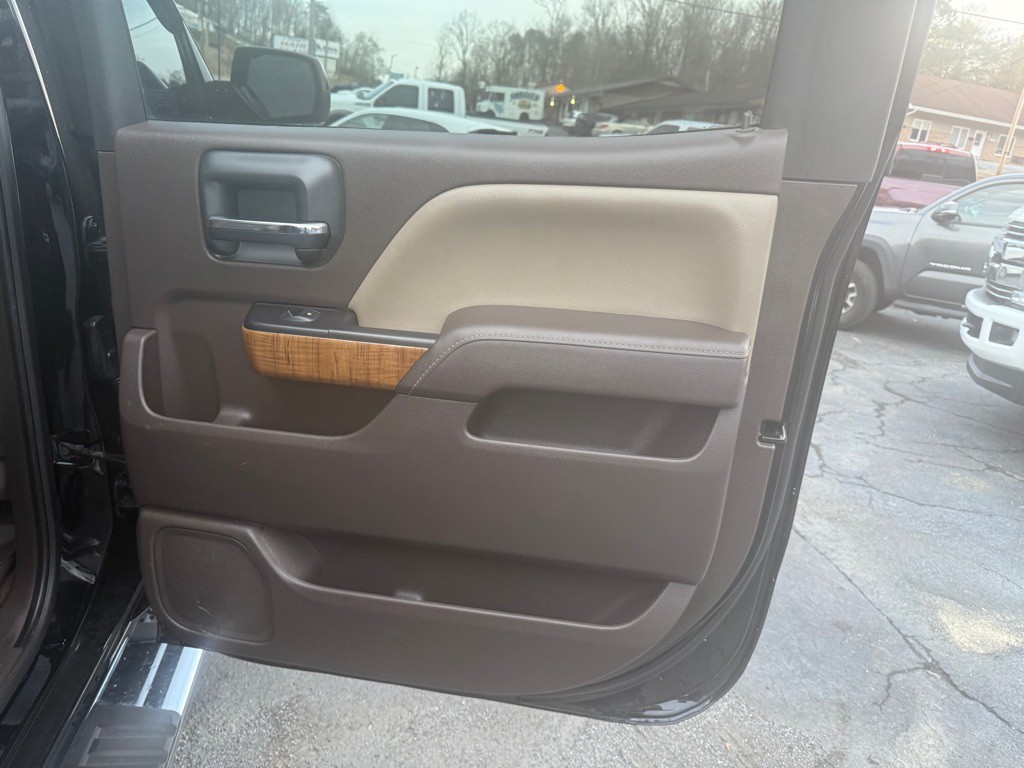 2017 GMC Sierra Image 64