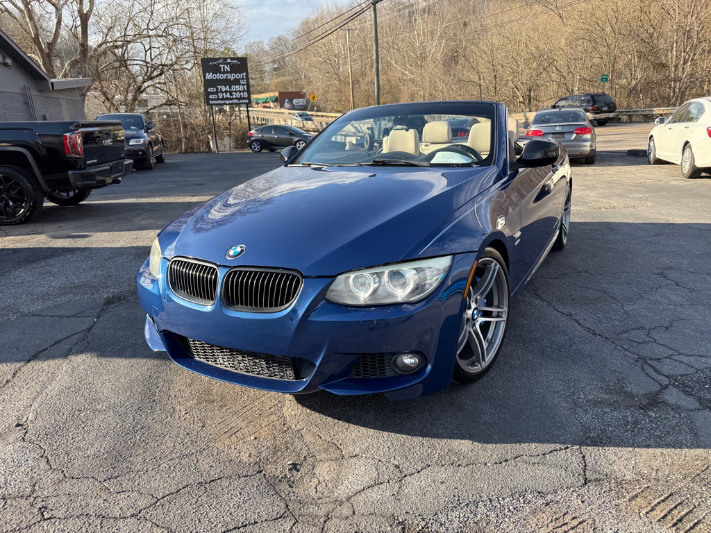 2011 BMW 3 Series Image 7