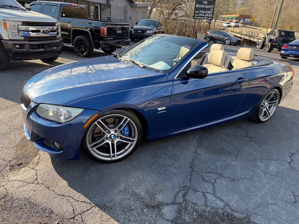 2011 BMW 3 Series Image 22