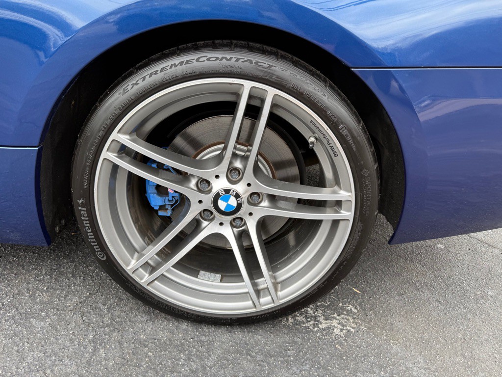 2011 BMW 3 Series Image 37