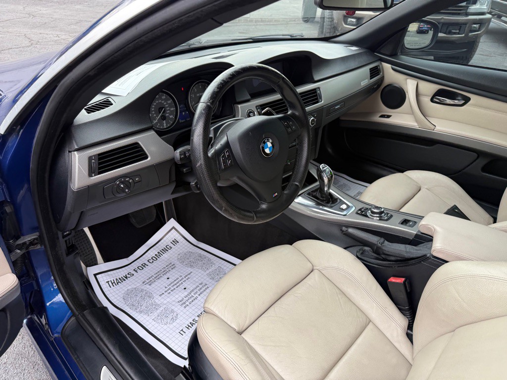 2011 BMW 3 Series Image 46