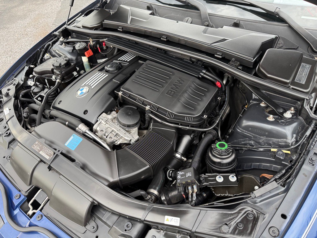 2011 BMW 3 Series Image 52