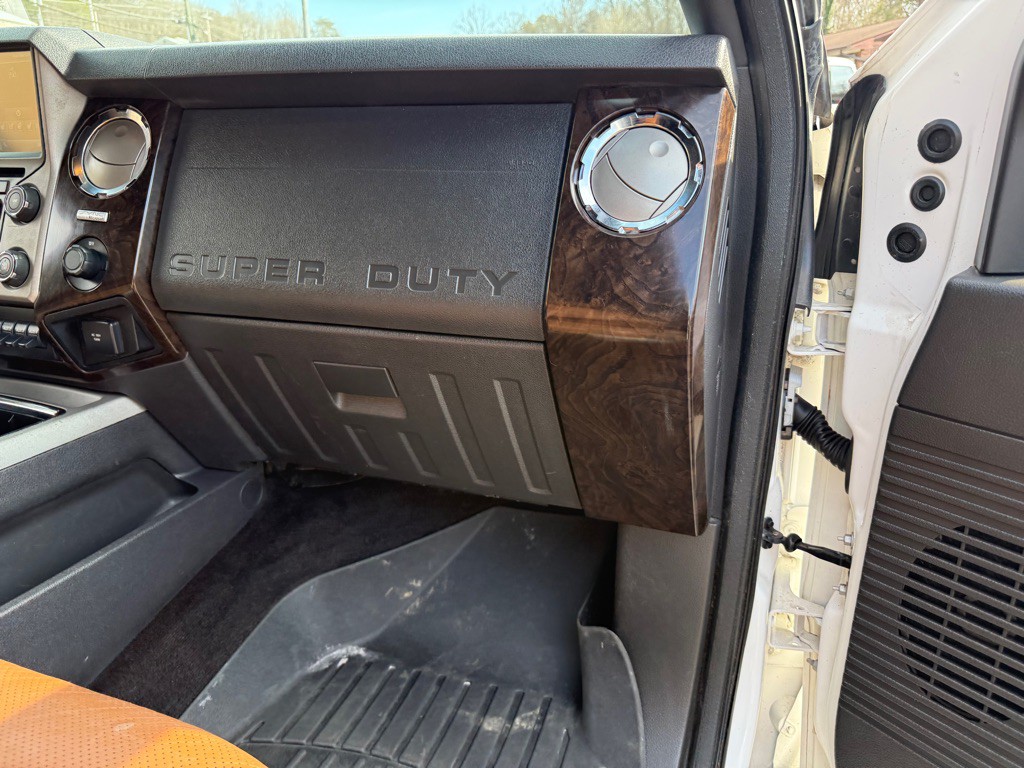 2014 Ford F-250 Image 55